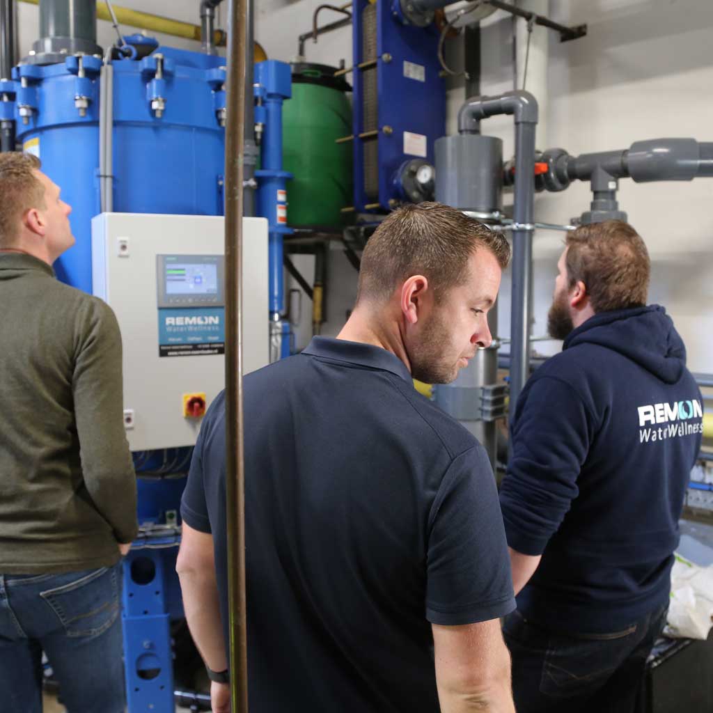 Remon waterwellness -uw partner in wet- en regelgeving zwembaden